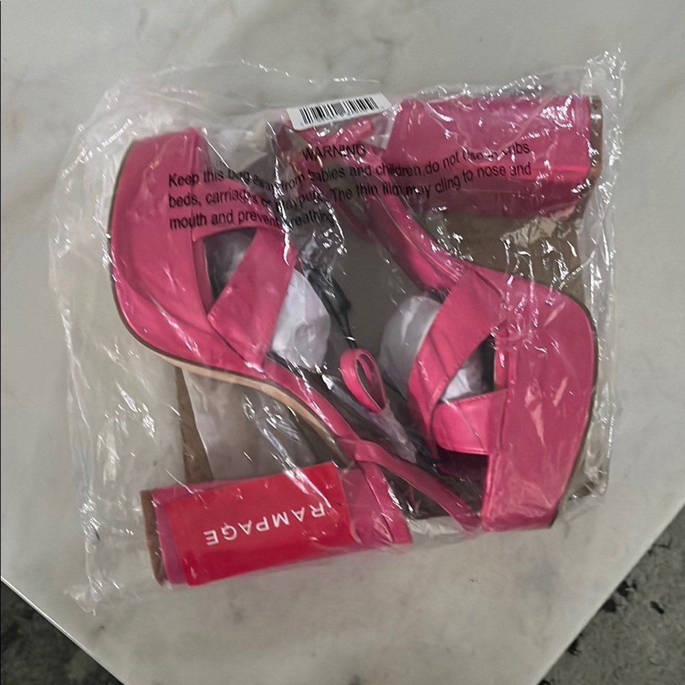 NWT Rampage Women's Pink Heels SZ 7